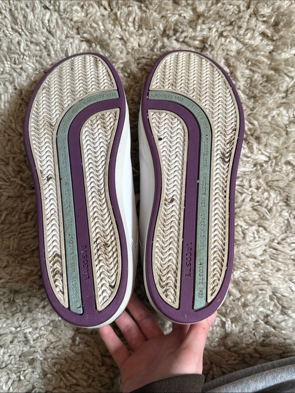 Lacoste White Leather Low-Top Sneakers Purple Chevron Heel Tab Size 9.5 - Picture 11 of 11